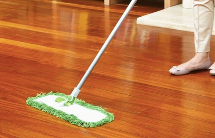 Mách Bạn Cách Lau Sàn Gỗ Nhanh Chóng, Đảm Bảo Sạch Và Bền Đẹp